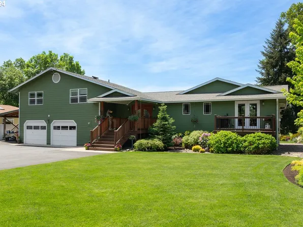 1658 Del Rio Rd, Roseburg, OR 97471