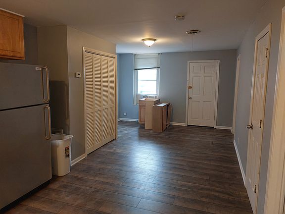 4th image of 1420 N Western Ave APT 3R