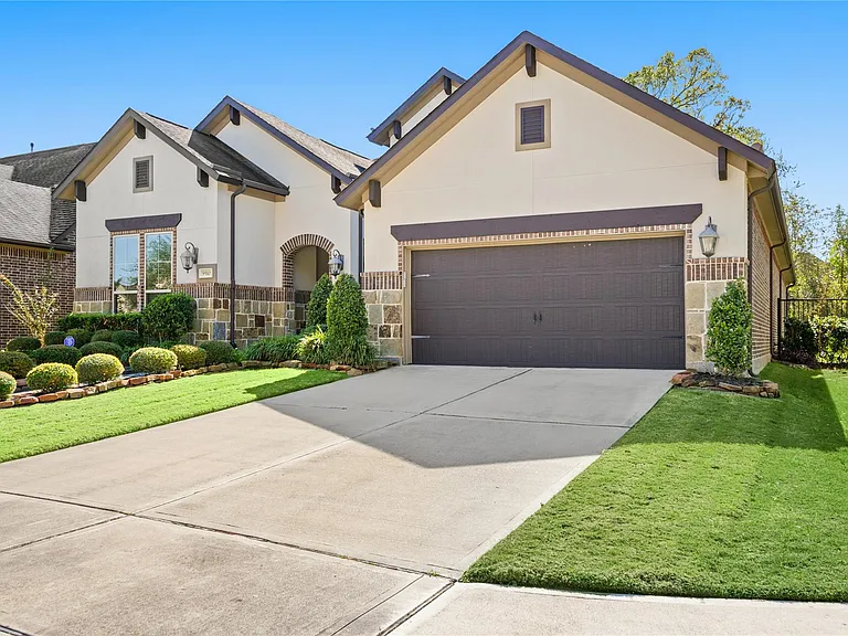 9510 Spring Rose Dr — Photo 4