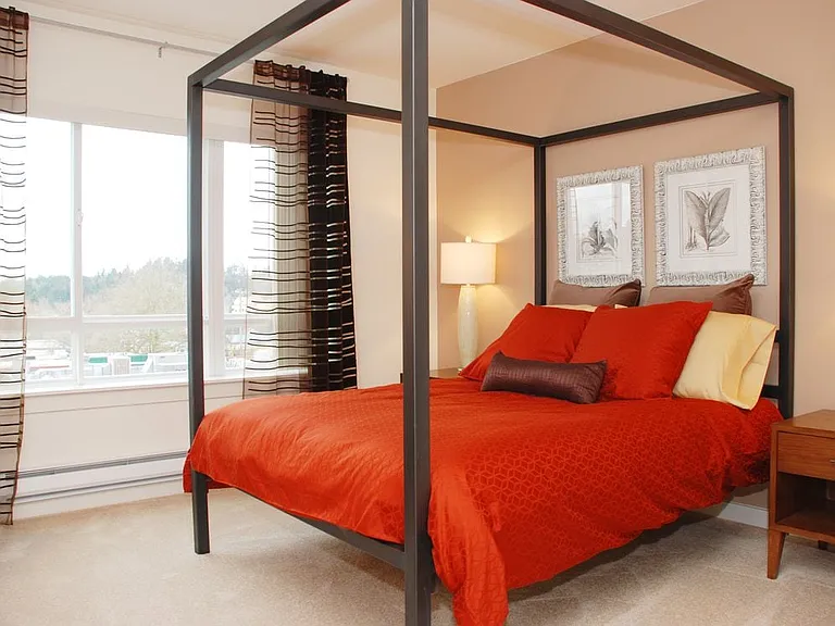 Classic Package I bedroom with carpet