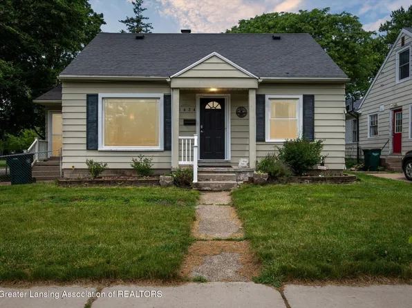 1424 Woodbine Ave, Lansing, MI 48910