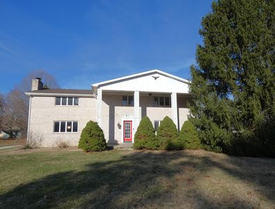 1968 Colfax Ave, Benton Harbor, MI, 49022