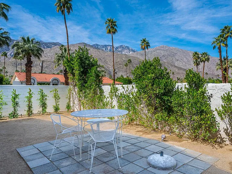S Joshua Tree Pl — Photo 14