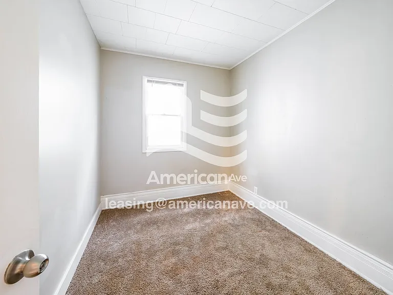831323_015_wm_-_bedroom_13459825.jpg