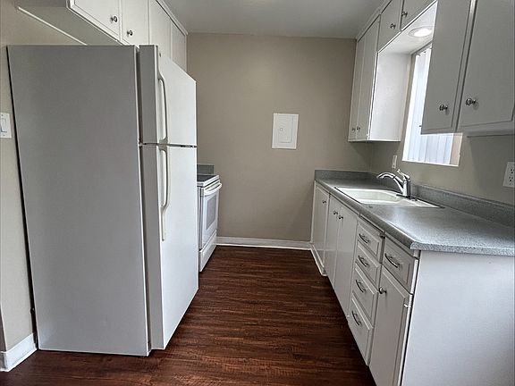 2nd image of 316 Gladys Ave APT C