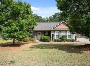 522 Blossom Branch Rd, Piedmont, SC 29673