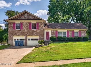 12414 Crosswinds Dr, Middletown, KY 40243