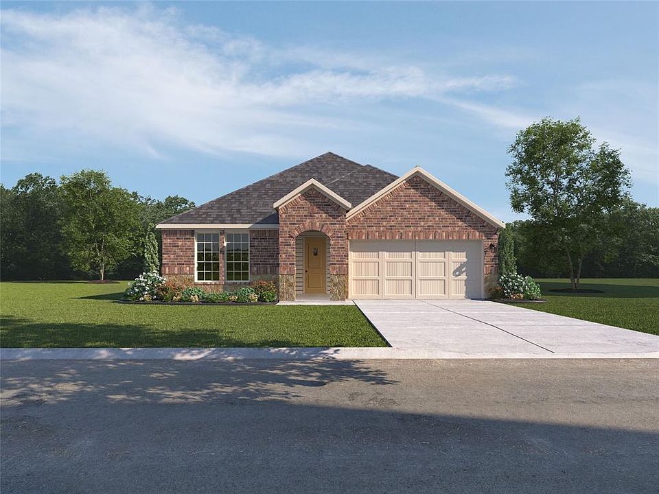 D.R. Horton's Kingbird floorplan, elevation E. All Home and community information, including pricing, included features, terms, availability and amenities, are subject to change at any time without notice or obligation. All Drawings, pictures, photographs, video, square footages, floor plans, elevations, features, colors and sizes are approximate for illustration purposes only and will vary from the homes as built.