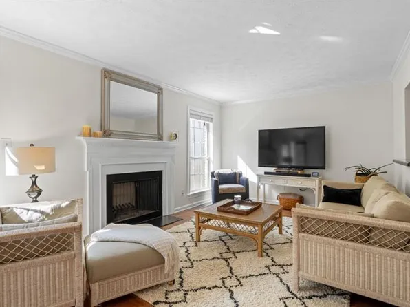 3689 Essex Ave, Atlanta, GA 30339