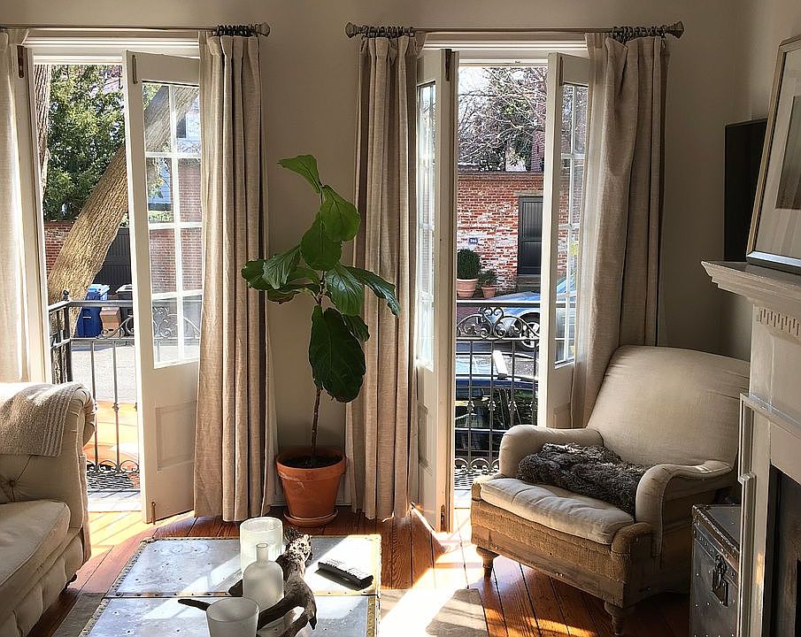 1st image of 207 Wilkes St