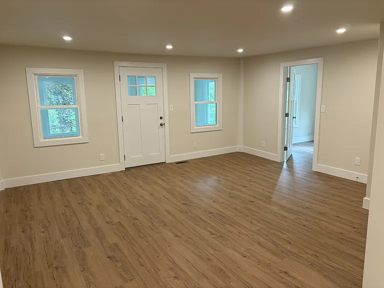 36 E Shore Rd — Photo 13