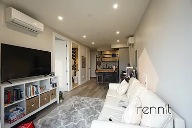 Rented by Rennit Inc.