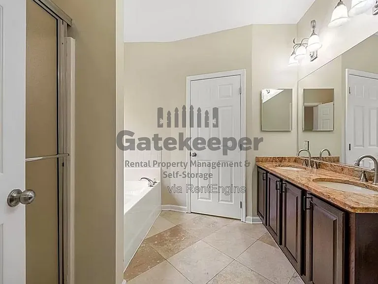 408 Saint Dunstans Ct — Photo 10