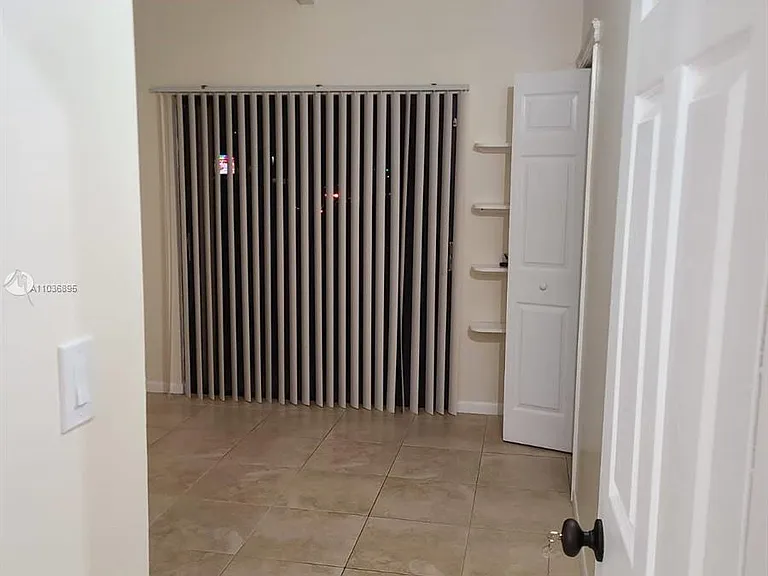 1907 SW 107th Ave #801 — Photo 27