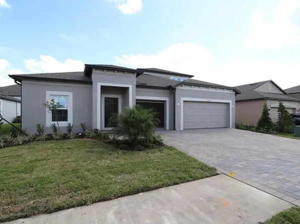 12450 Nouveau Ave, Spring Hill, FL 34610