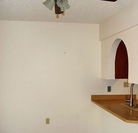 Dining with Ceiling Fan