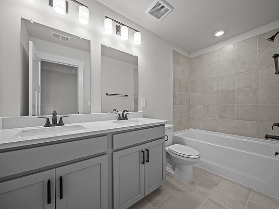 Welcome to the Bloomington floorplan at Cedar Shoals - Signature Collection.