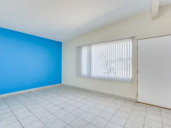 4th image of 1830 E Racquet Club Rd APT 5