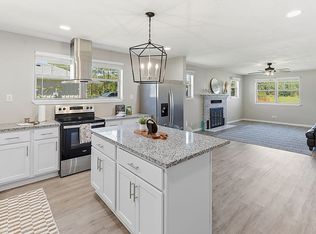 1410 Howard Rd, Jacksonville, FL 32218