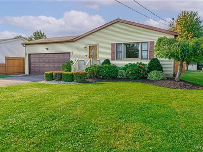 5225 Mayle Ct, Niagara Falls, NY, 14305