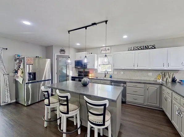 1426 Willard Ave, Genoa, NE 68640