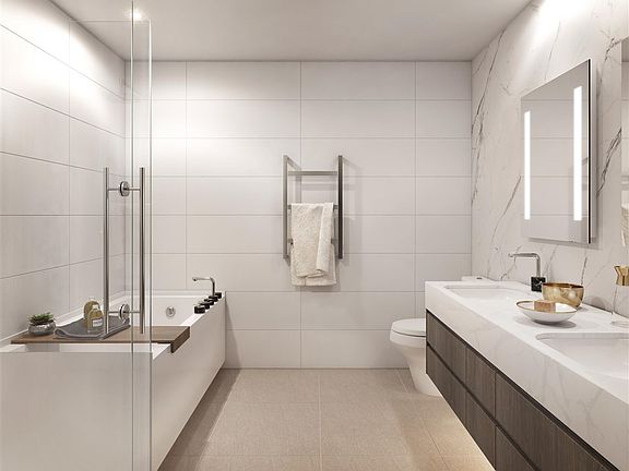 4th image of 2501 Spruce St #401