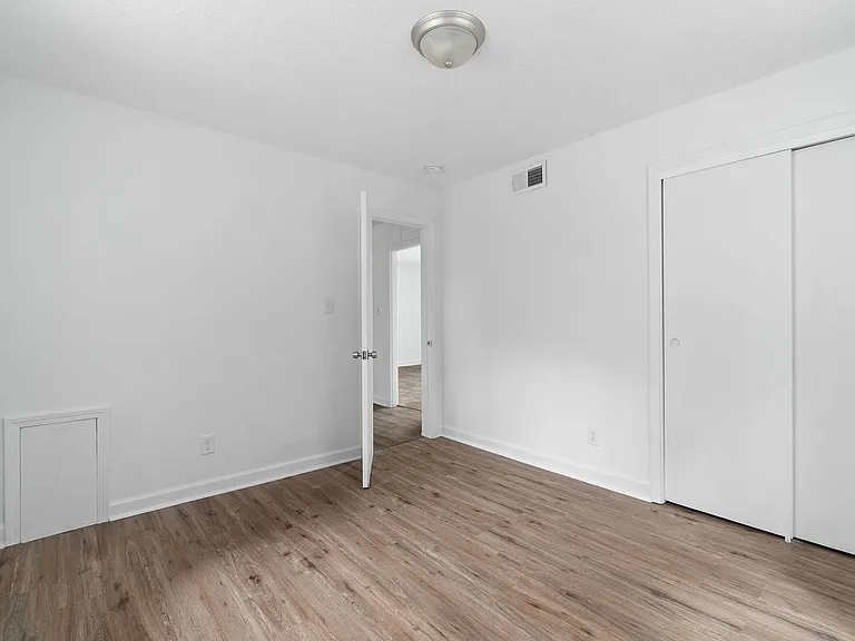 Britton Springs Rd - 706 / 708 — Photo 16