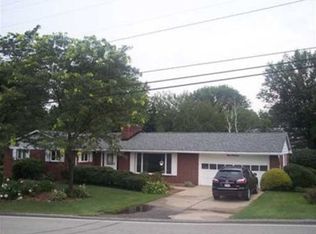 113 Locust Valley Rd, Greensburg, PA 15601