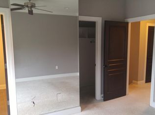 605 Lady St FL 2ND, Columbia, SC 29201