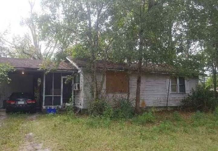 1st image of 8212 Devoe St