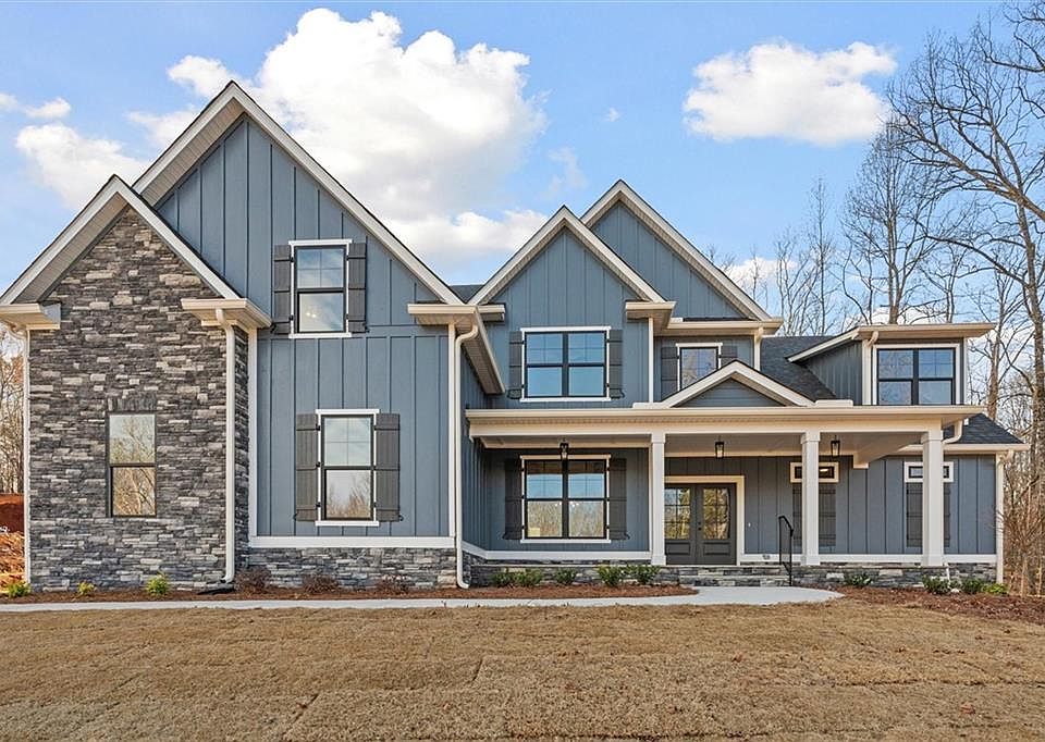 1st image of 157 W Lake Blvd