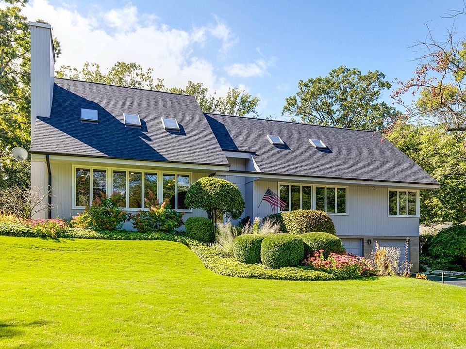 Remodeled contemporary in Whispering Oaks on .48 a