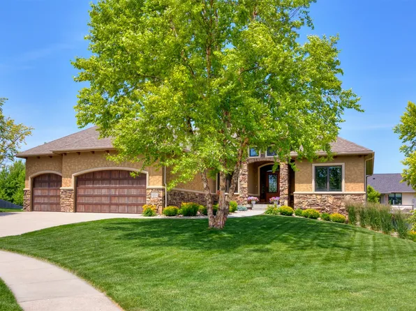 16105 Dellwood Dr, Urbandale, IA 50323