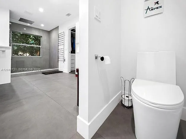 17433 SE Indian Hills Dr — Photo 35