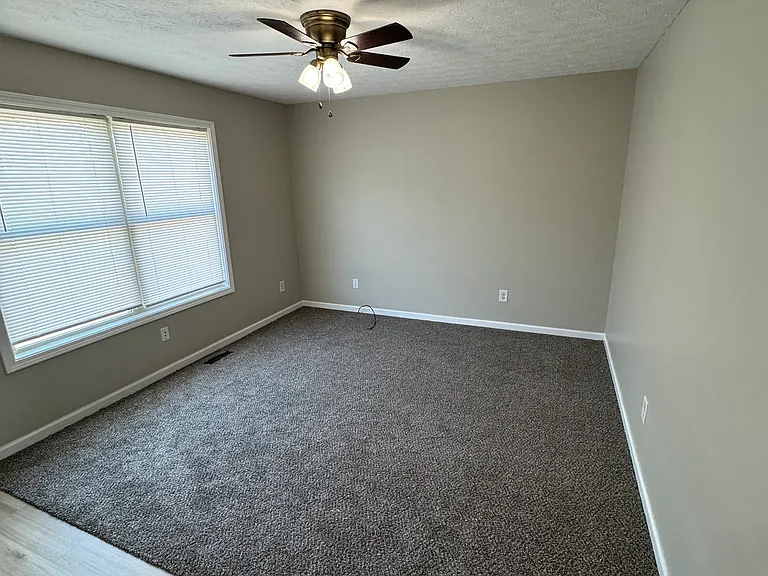 207 Rose St #B — Photo 2
