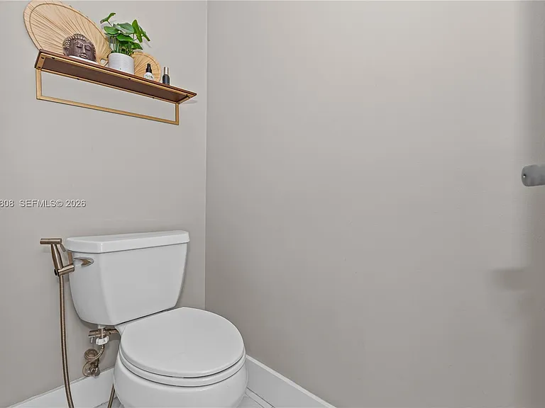 350 S Miami Ave #2102 — Photo 25