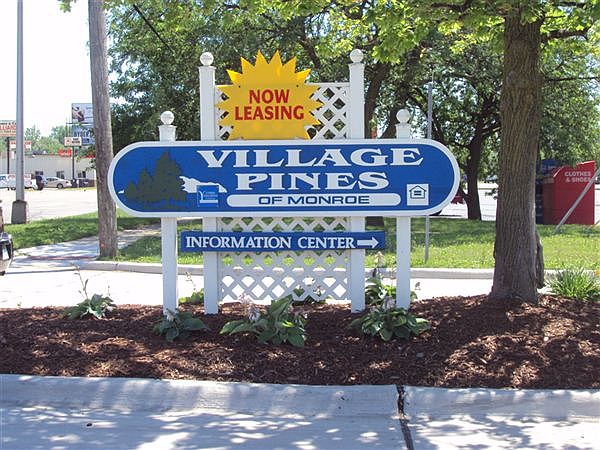 Welcome to Village Pines