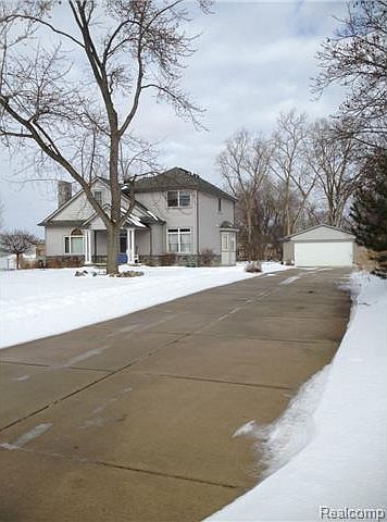 1st image of 29142 Pickford St