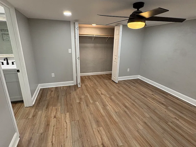 406 Realty St SW — Photo 17