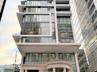 426 University Ave Unit 2607, Toronto, ON M5G 1S9