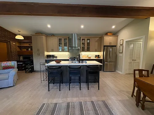 1724 Dunwoody Trl #B Photo 1