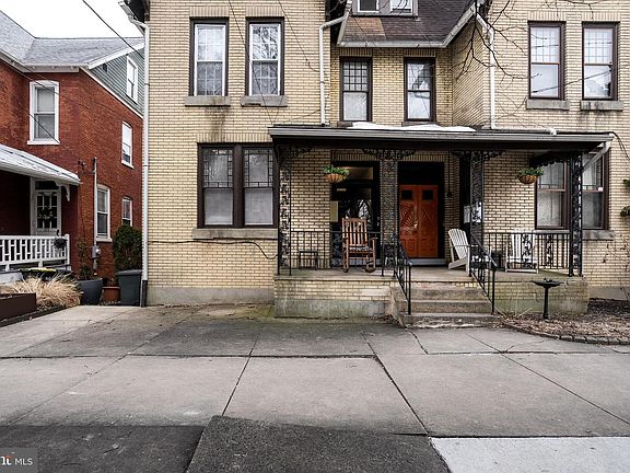 2nd image of 526 W James St