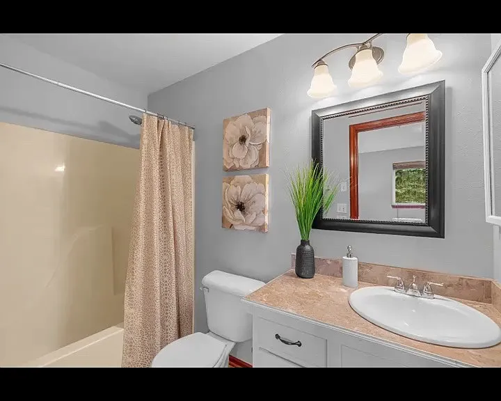 1129 W Casino Rd #3 — Photo 11