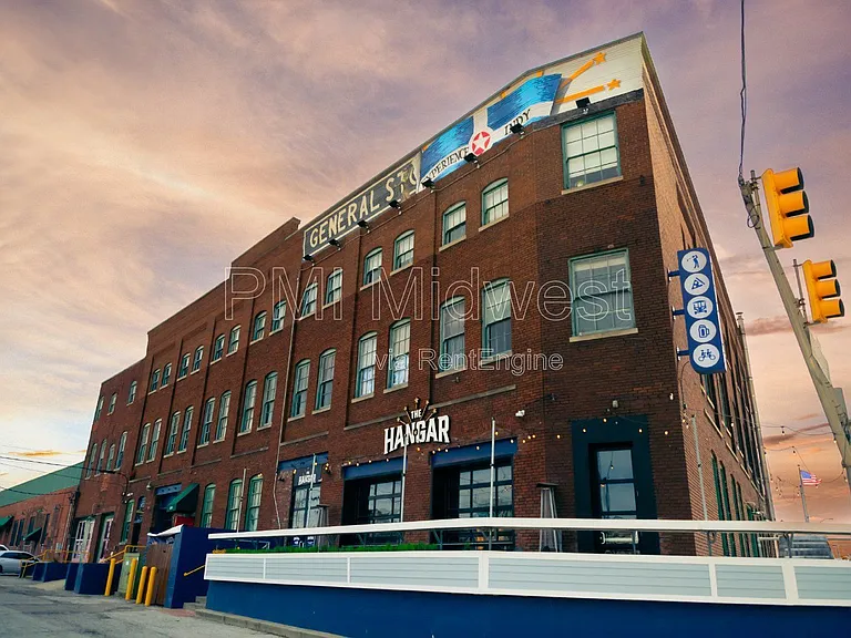 Lofts on Madison — Photo 35