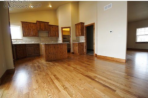 5th image of 732 Capricorn Ct