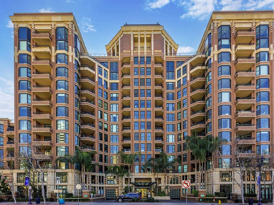 1st image of 500 W Harbor Dr Unit 808