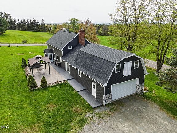 4th image of 106 Mosher Rd