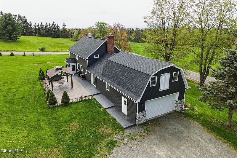 4th image of 106 Mosher Road
