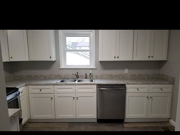 2nd image of 3105 Carlton Ave