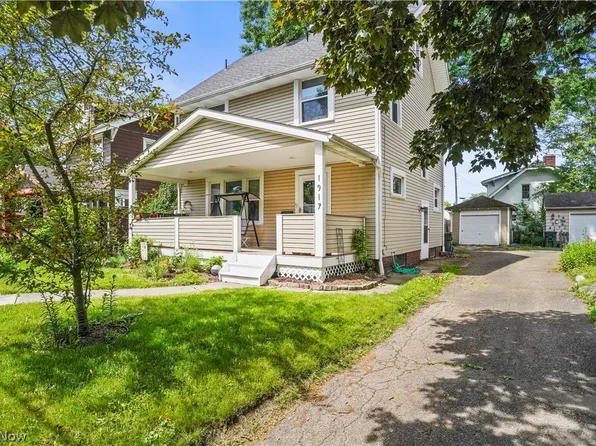 1917 Kirk Ct NW, Canton, OH 44709